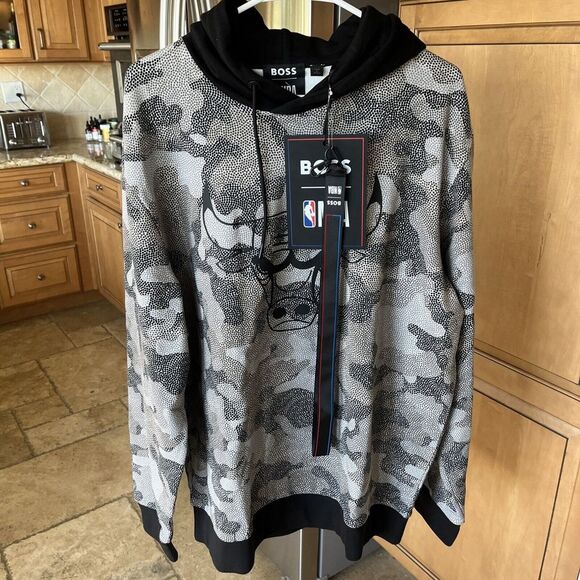 Hugo Boss X NBA‎ Chicago Bulls Men's Grey Camo Pullover Hoodie Size XXXL 3XL - Picture 1 of 5